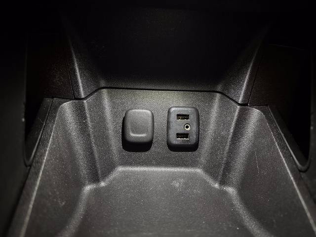 Used 2017 Chevrolet Volt LT FWD image 30