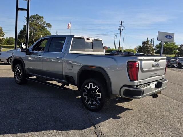 Used 2025 GMC Sierra 2500 Denali Ultimate AWD/4WD image 9