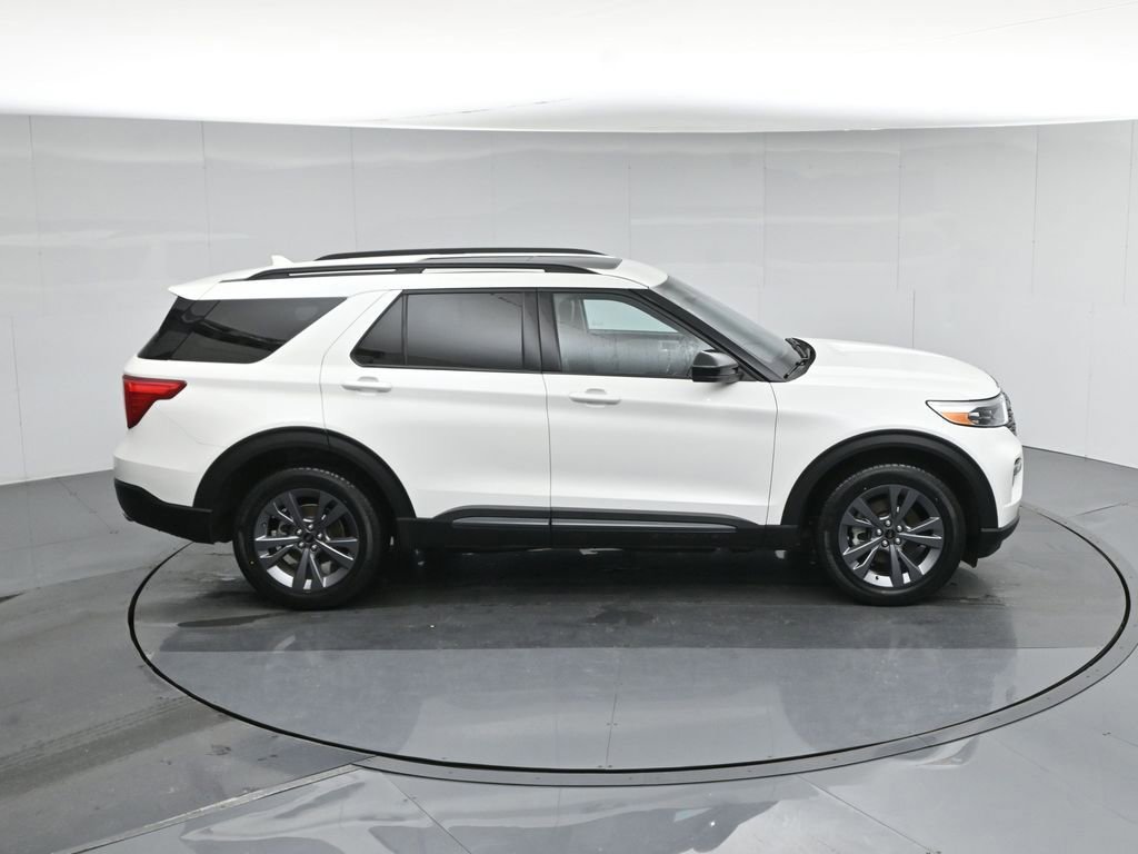 Certified 2023 Ford Explorer XLT w/ Equipment Group 202A image 8
