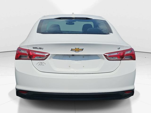 Used 2022 Chevrolet Malibu LT FWD image 4