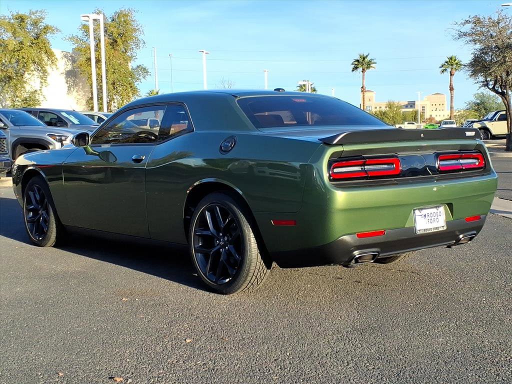 Used 2022 Dodge Challenger SXT w/ Blacktop Package image 4