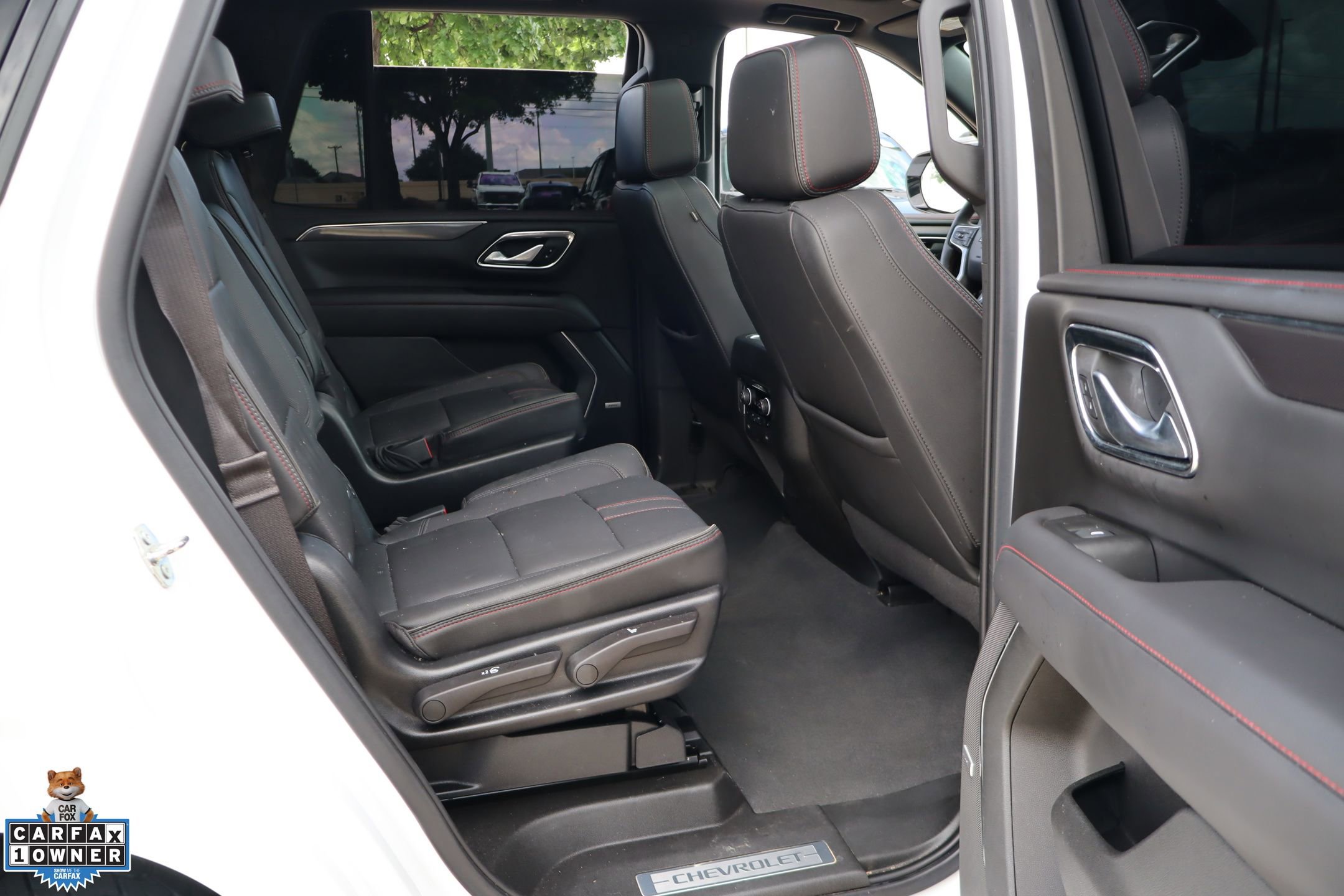 Used 2022 Chevrolet Tahoe RST w/ Luxury Package AWD/4WD image 31