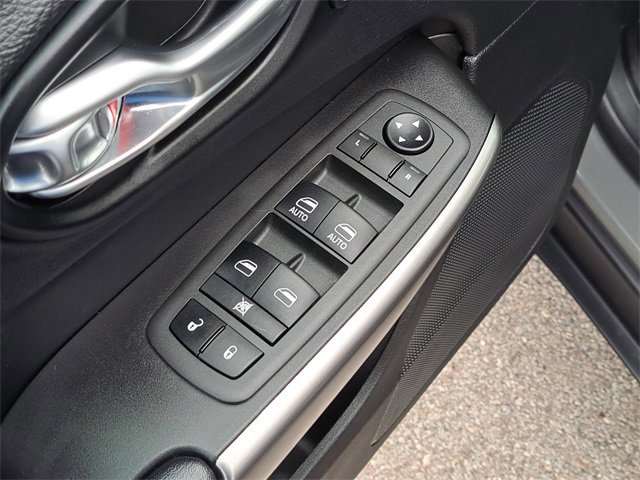 Used 2022 Jeep Cherokee Limited w/ Elite Package image 19