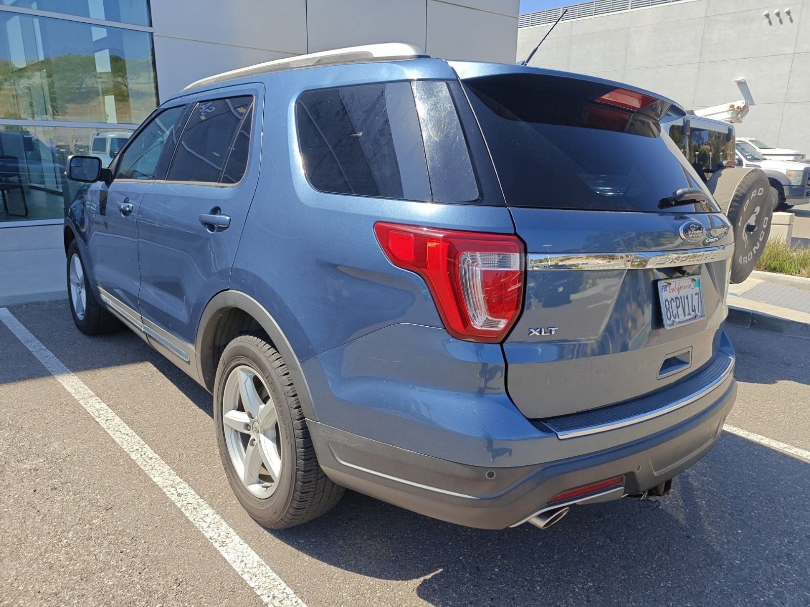 Certified 2018 Ford Explorer XLT w/ Equipment Group 202A FWD image 4