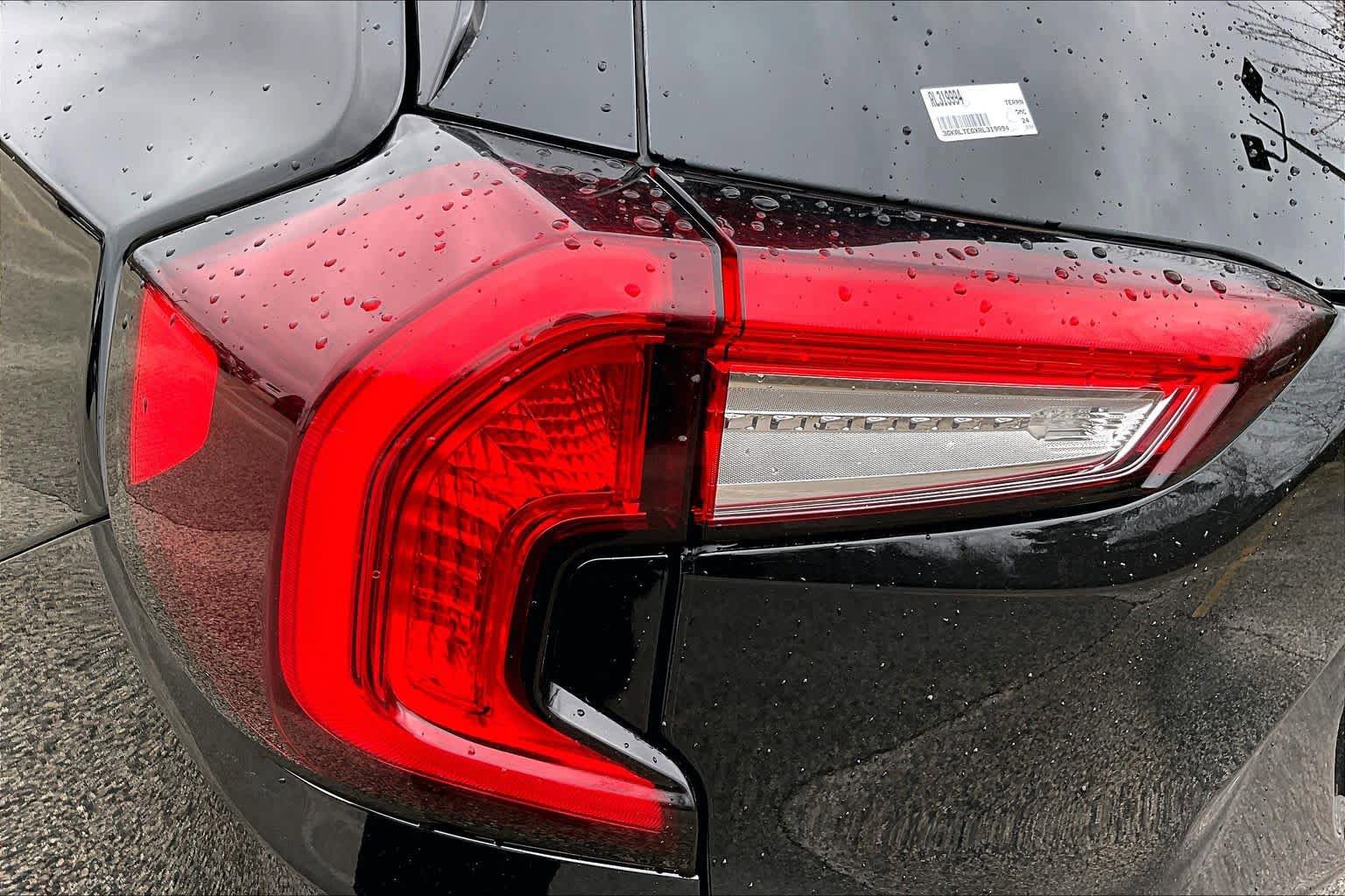 Used 2024 GMC Terrain SLE AWD/4WD image 28