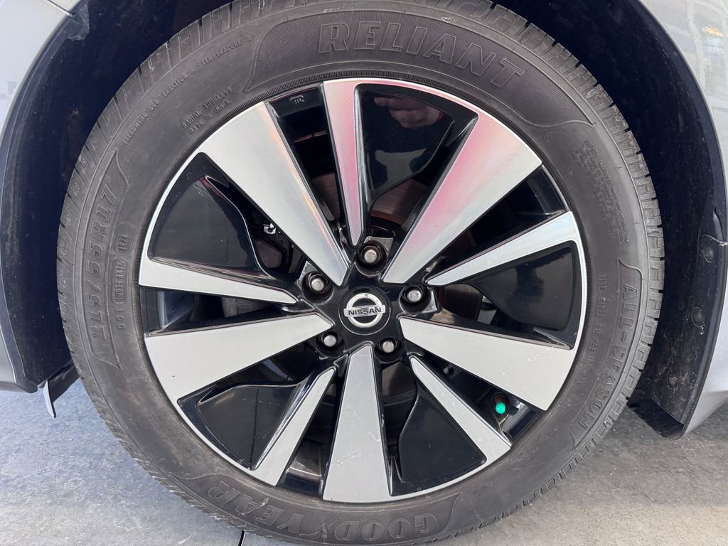 Used 2019 Nissan Altima 2.5 SV image 8