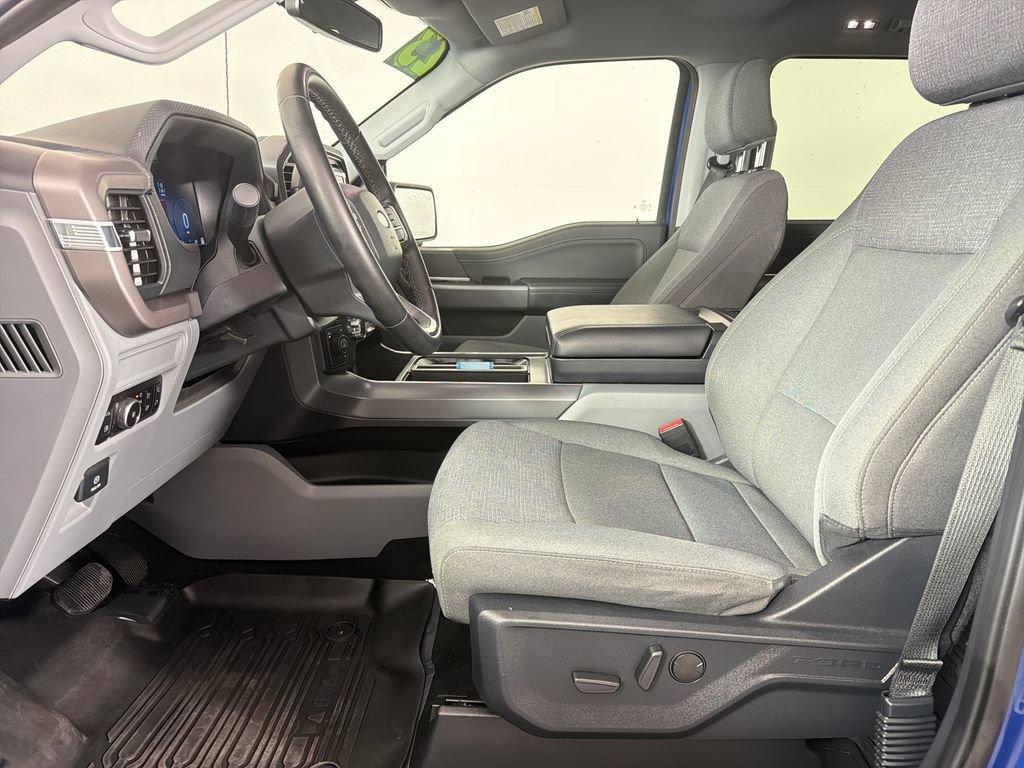 Certified 2025 Ford F150 XLT w/ Equipment Group 302A MID AWD/4WD image 18