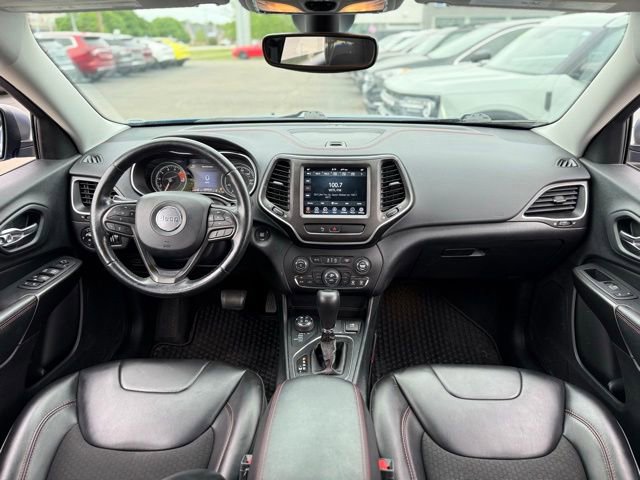 Used 2020 Jeep Cherokee Trailhawk w/ Cold Weather Group AWD/4WD video 2