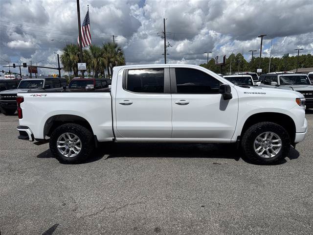 Used 2025 Chevrolet Silverado 1500 RST AWD/4WD image 14
