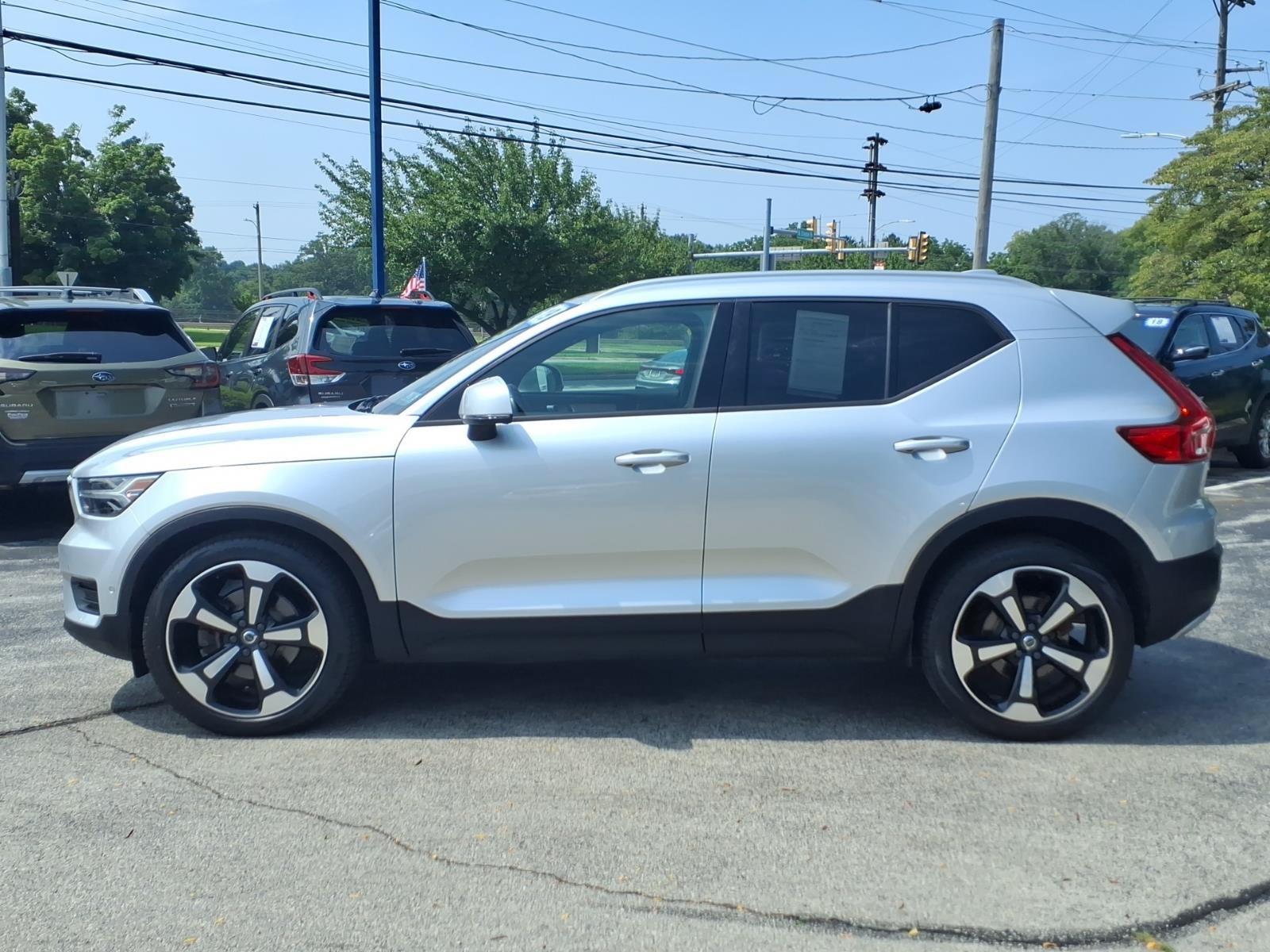 Used 2019 Volvo XC40 T5 Momentum AWD/4WD image 6