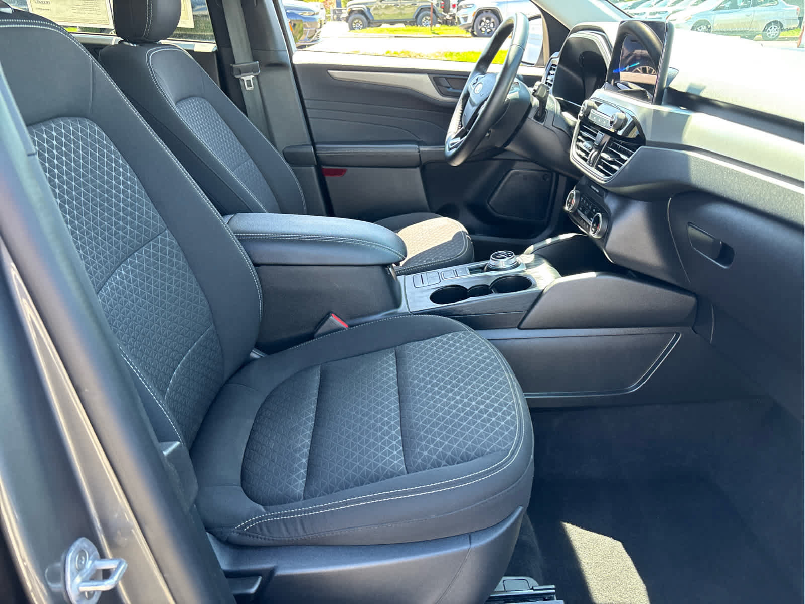 Certified 2024 Ford Escape Active AWD/4WD image 27