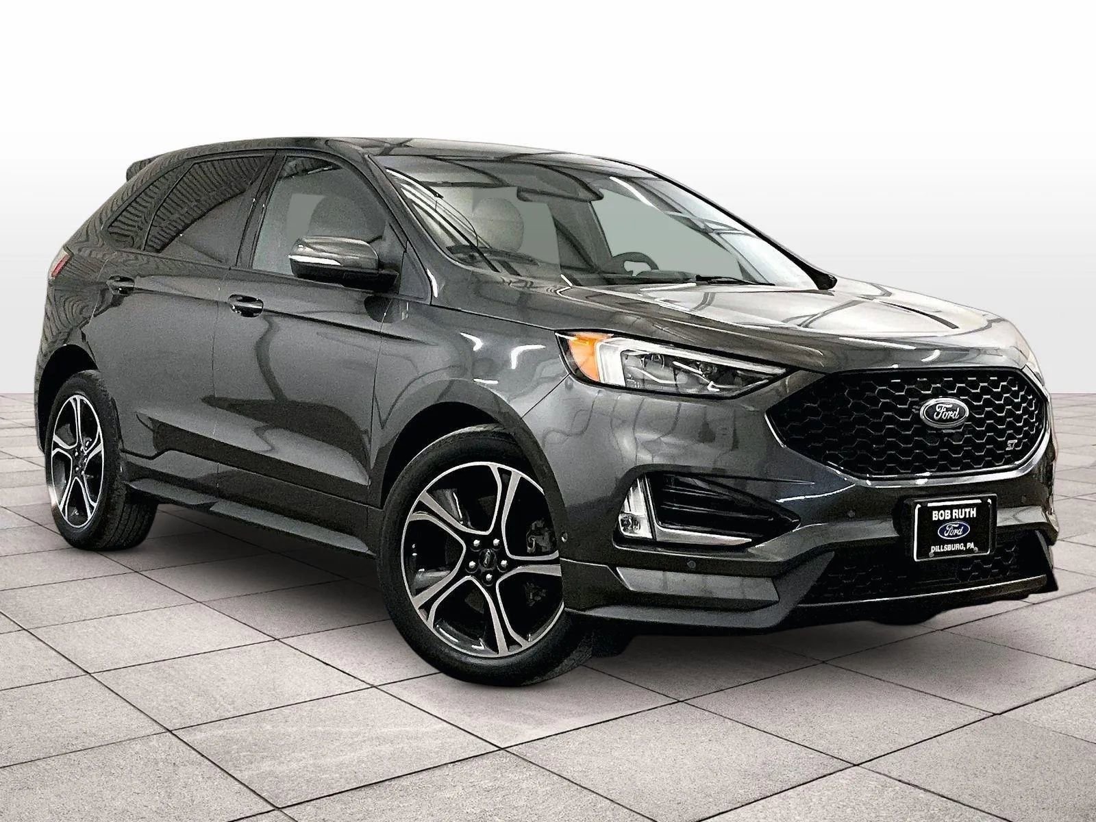 Certified 2019 Ford Edge ST w/ Equipment Group 401A AWD/4WD image 2