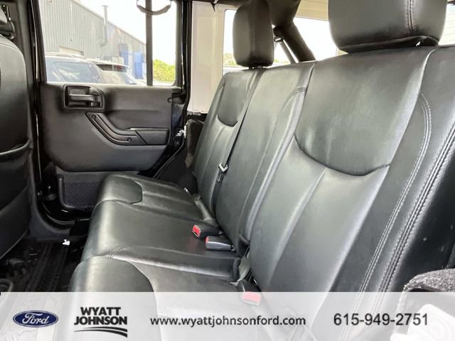 Used 2017 Jeep Wrangler Unlimited Sahara AWD/4WD image 19