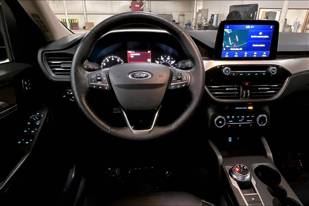 Certified 2020 Ford Escape SEL AWD/4WD image 5