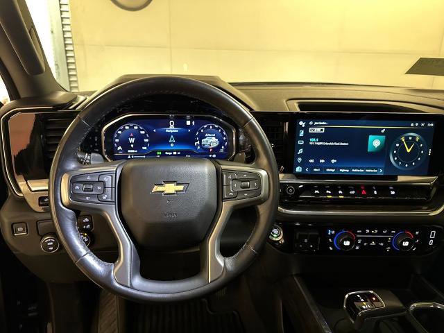 Used 2022 Chevrolet Silverado 1500 LTZ w/ LTZ Premium Package image 11