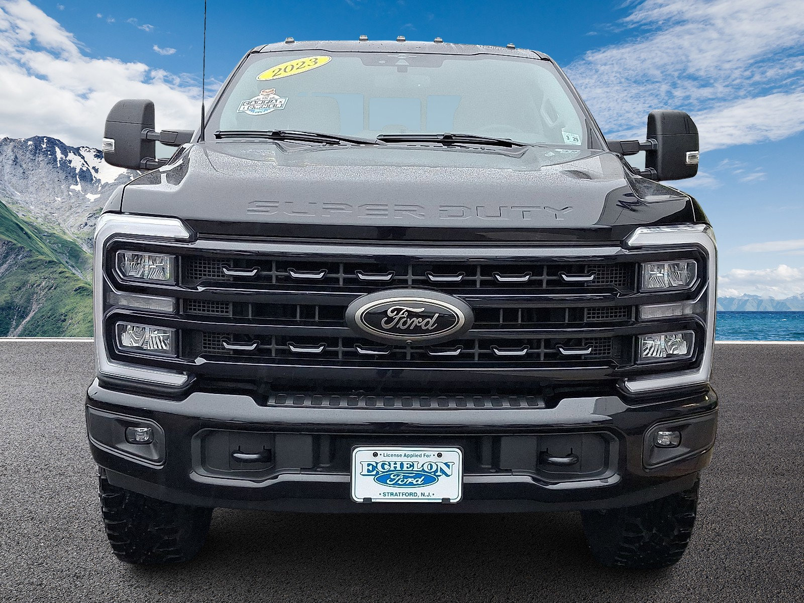 Certified 2023 Ford F250 XLT w/ Black Appearance Package image 2