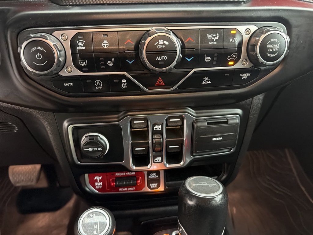 Used 2022 Jeep Gladiator Rubicon w/ LED Lighting Group AWD/4WD image 33