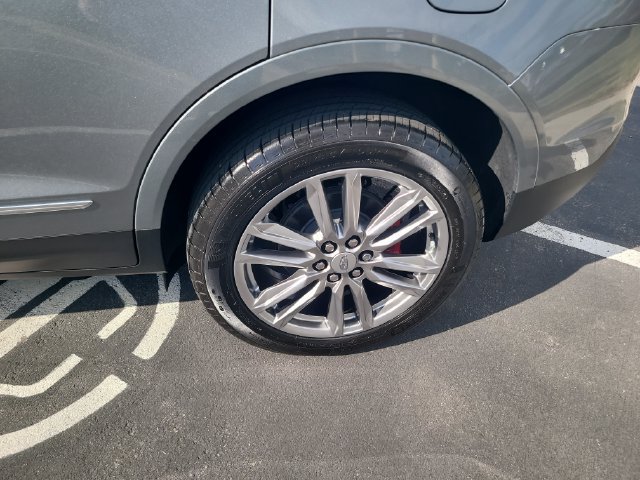 Used 2025 Cadillac XT5 Sportv AWD/4WD image 9