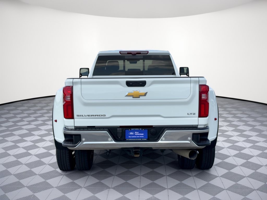 Used 2024 Chevrolet Silverado 3500 LTZ w/ LTZ Plus Package AWD/4WD image 11