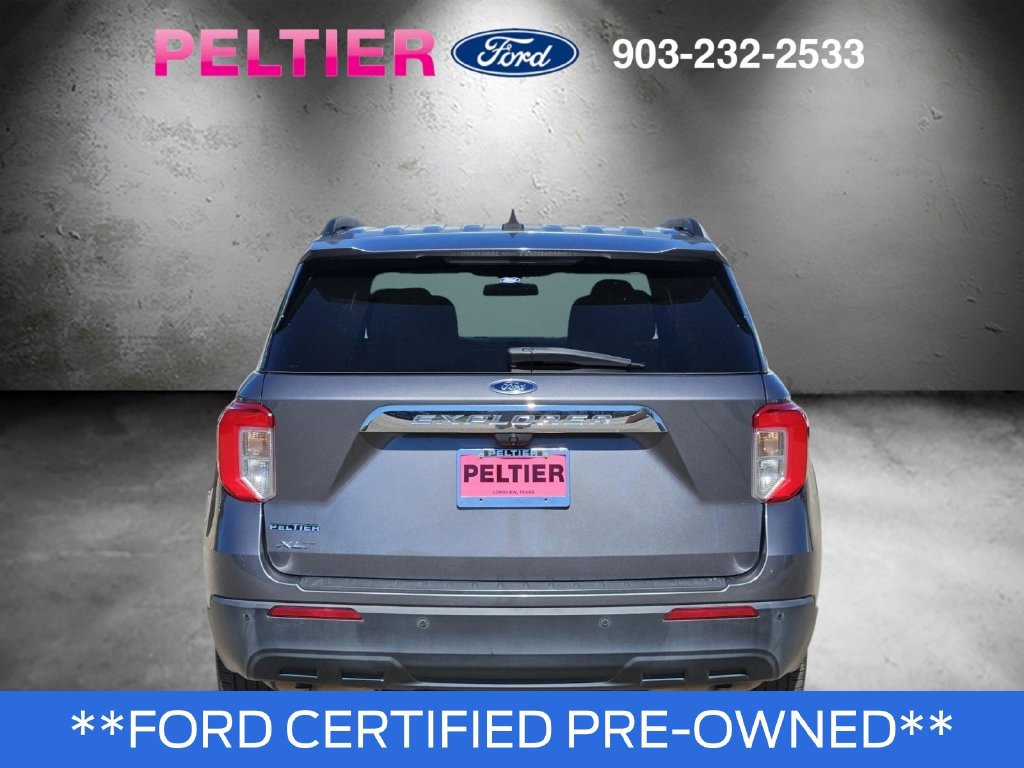 Certified 2022 Ford Explorer XLT RWD image 5