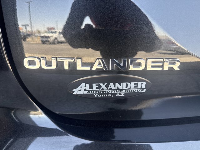 Used 2024 Mitsubishi Outlander FWD image 18