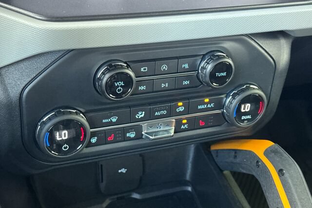 Certified 2023 Ford Bronco Badlands AWD/4WD image 20