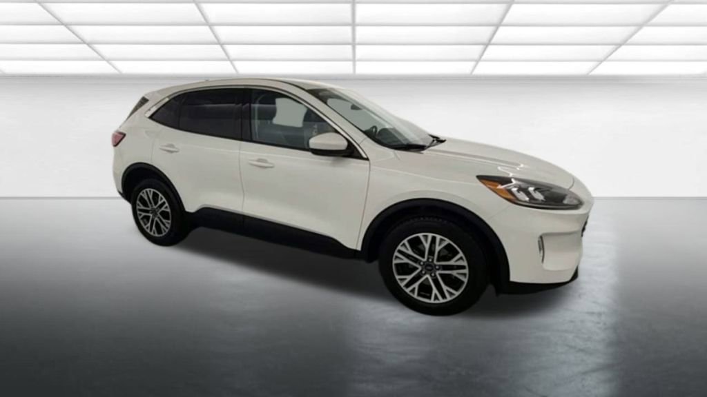 Certified 2022 Ford Escape SEL image 9