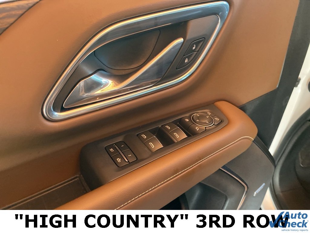 Used 2023 Chevrolet Suburban High Country image 30