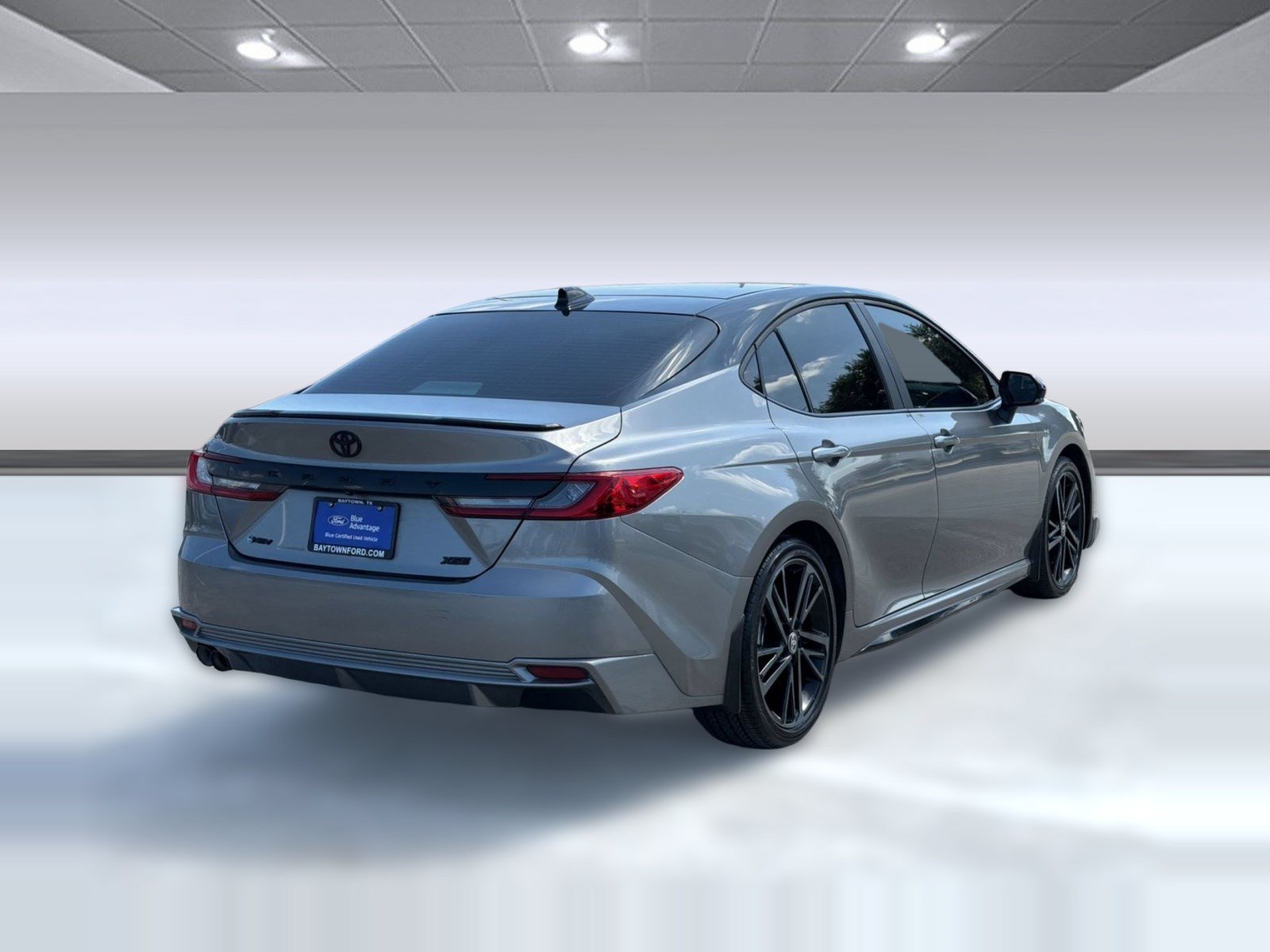 Used 2026 Toyota Camry XSE w/ Premium Package FWD image 9