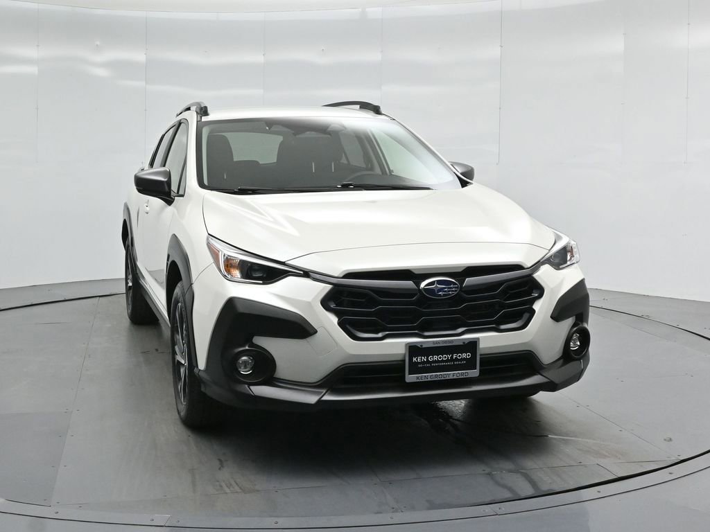 Used 2025 Subaru Crosstrek 2.0i Premium w/ Crosstrek Mirror Package AWD/4WD image 8