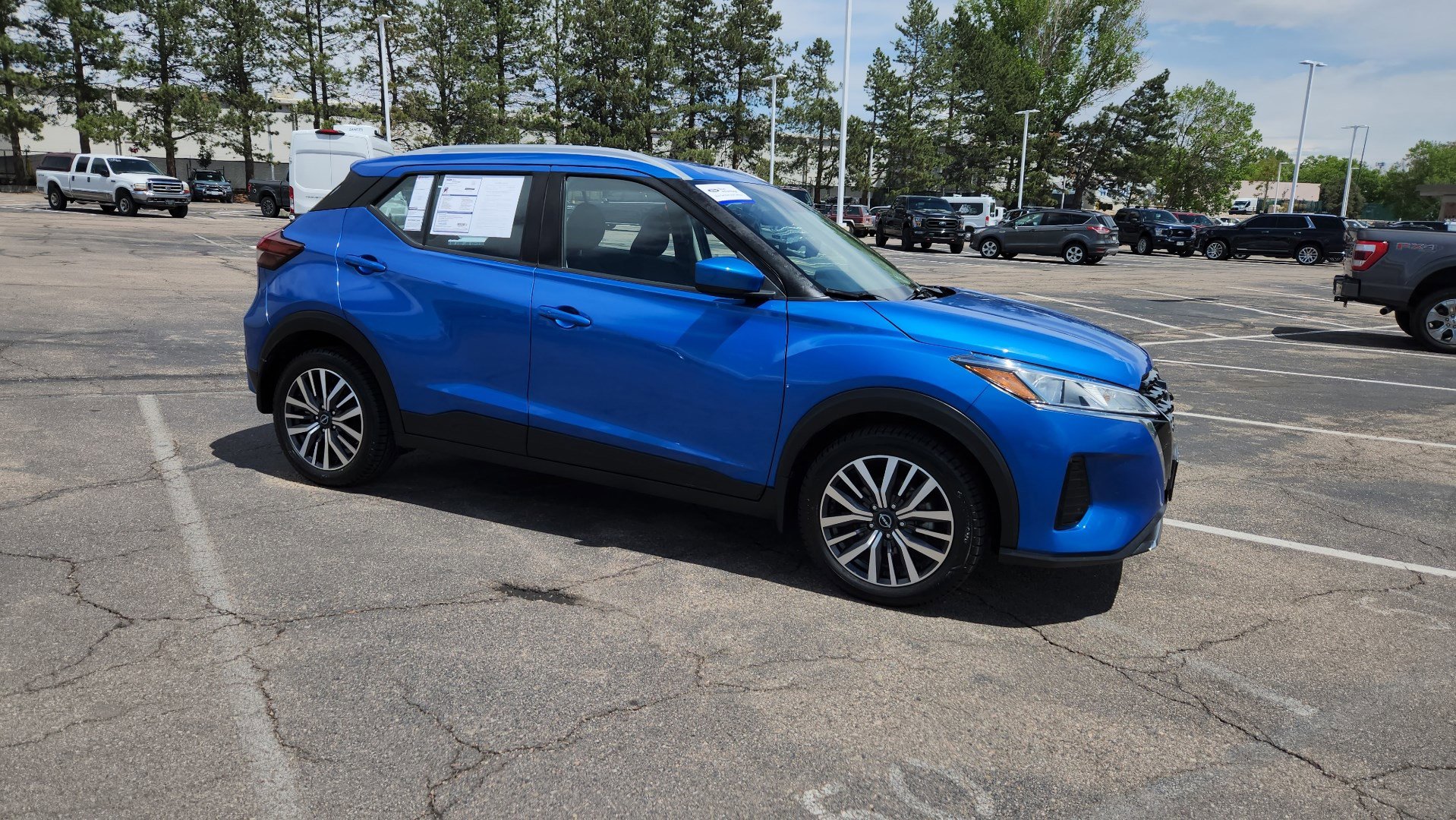 Used 2022 Nissan Kicks SV FWD image 18