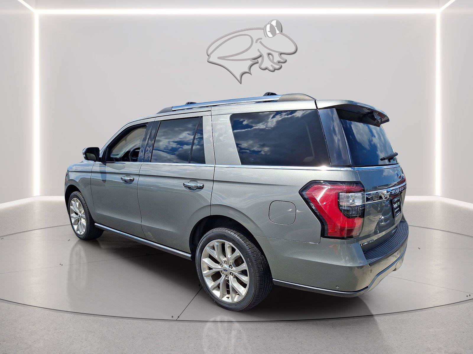 Certified 2019 Ford Expedition Limited w/ Equipment Group 302A AWD/4WD image 3