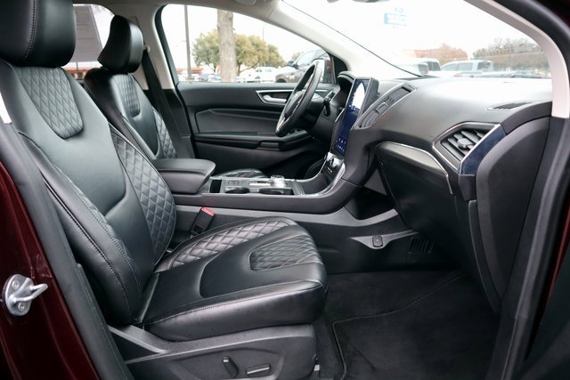 Certified 2024 Ford Edge Titanium image 20