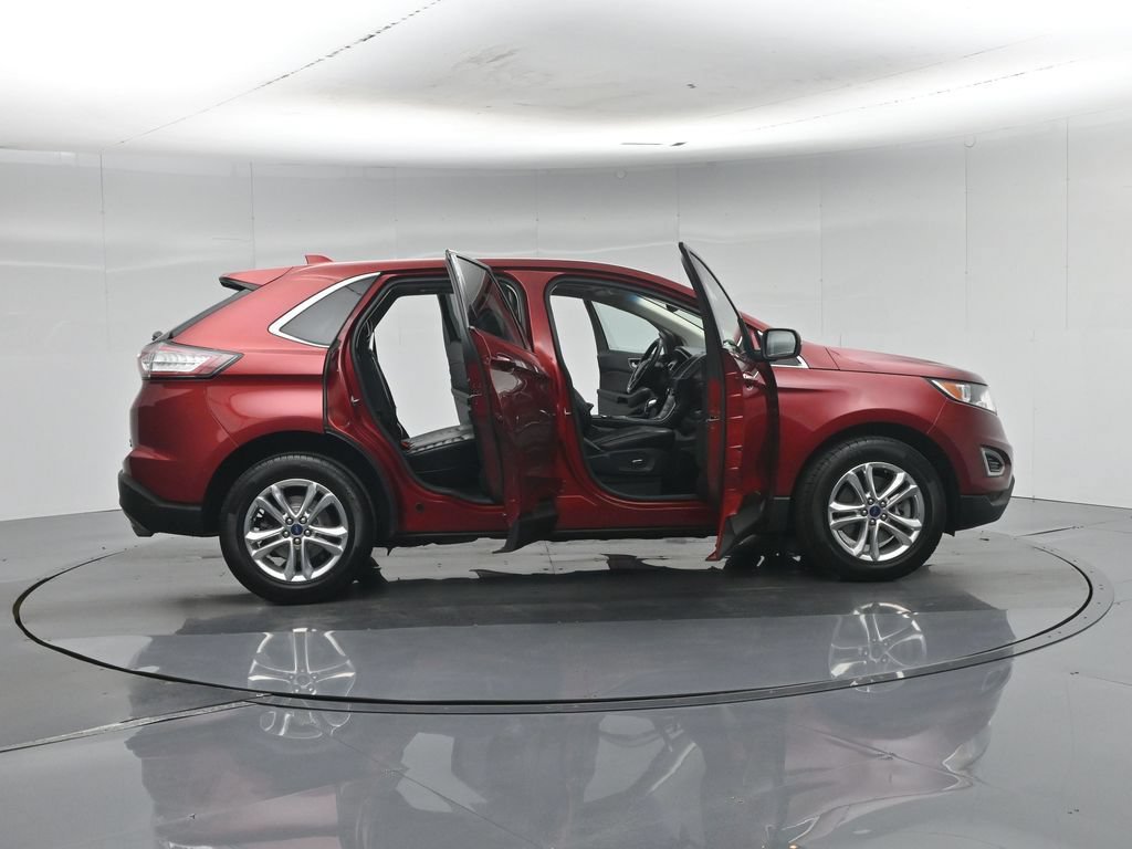 Certified 2017 Ford Edge SEL w/ Equipment Group 201A AWD/4WD image 5