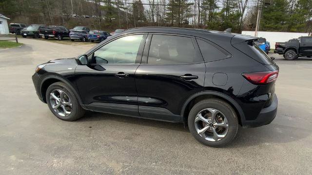 Certified 2025 Ford Escape ST-Line AWD/4WD image 6