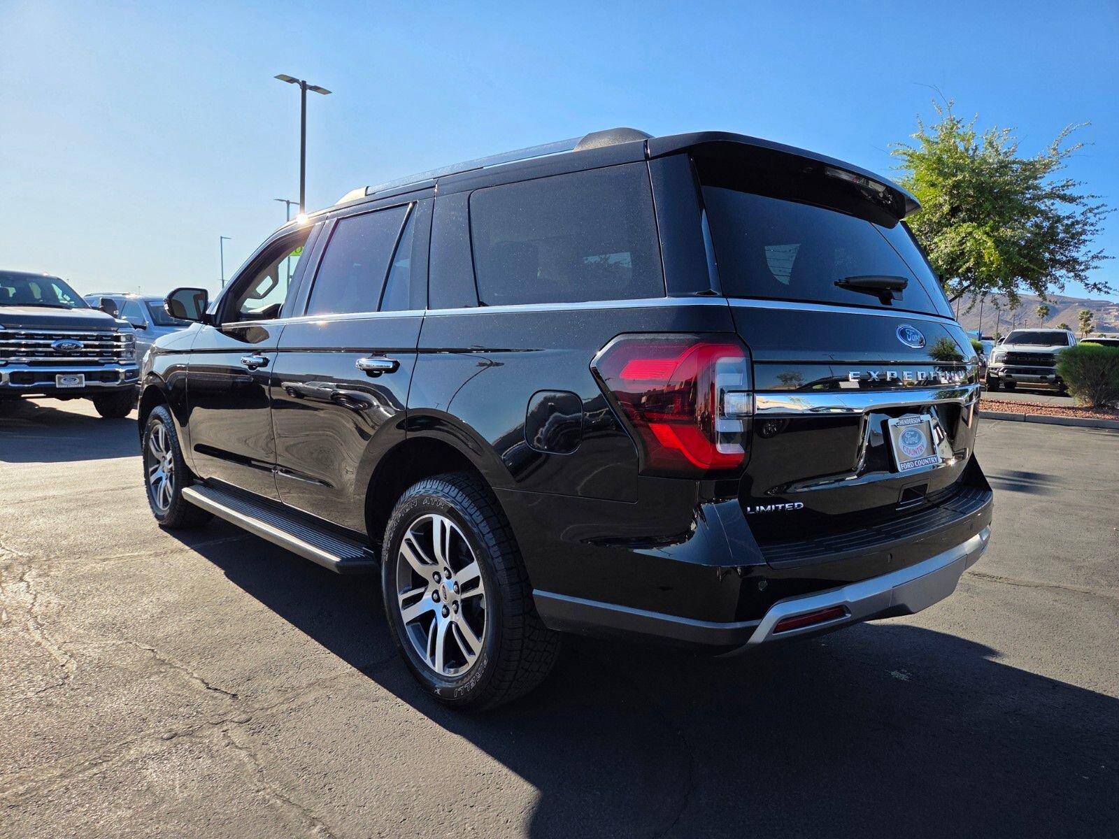 Certified 2024 Ford Expedition Limited image 4