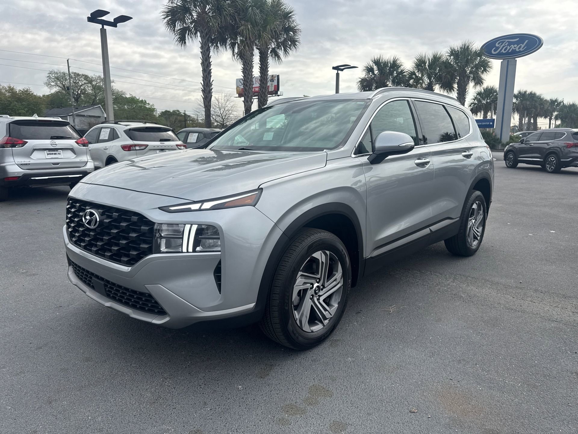 Used 2023 Hyundai Santa Fe SEL AWD/4WD image 48