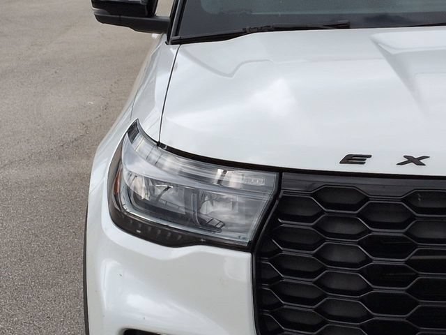 Certified 2025 Ford Explorer ST RWD image 10