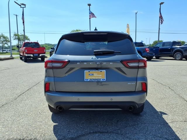 Certified 2024 Ford Escape ST-Line w/ Tech Pack #1 AWD/4WD image 6