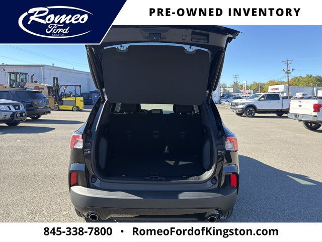 Certified 2022 Ford Escape SE w/ SE Sport Appearance Package AWD/4WD image 30