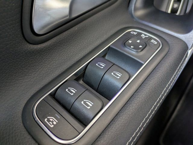 Used 2025 Mercedes-Benz CLA 250 4MATIC image 20