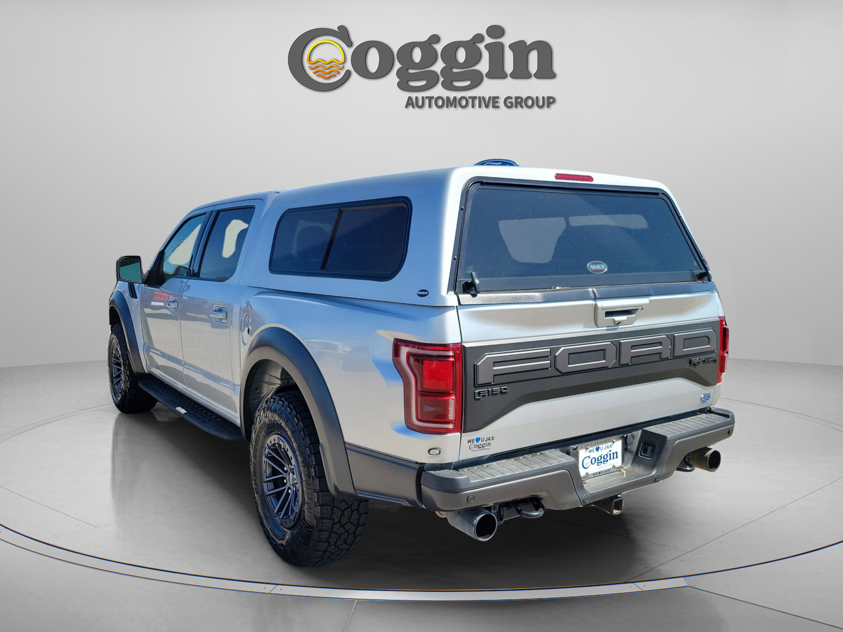 Certified 2019 Ford F150 Raptor w/ Equipment Group 802A Luxury image 2