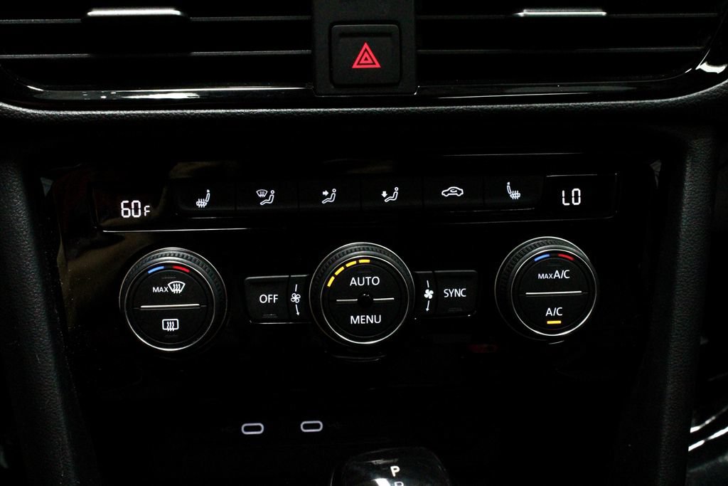 Used 2023 Volkswagen Taos SEL AWD/4WD image 30