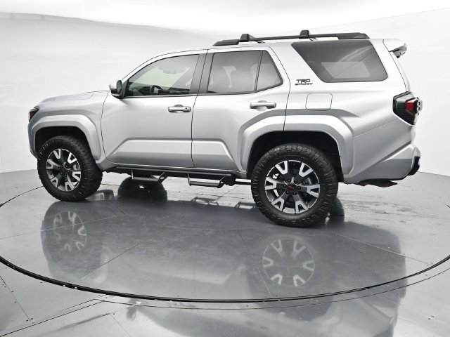 Used 2025 Toyota 4Runner TRD Sport AWD/4WD image 6