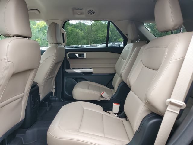 Certified 2024 Ford Explorer XLT w/ Equipment Group 202A AWD/4WD image 28