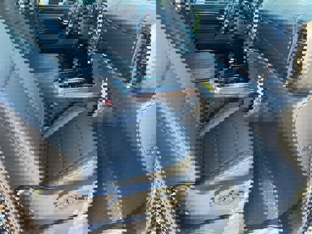 Used 2024 GMC Sierra 1500 SLT w/ SLT Premium Plus Package image 13