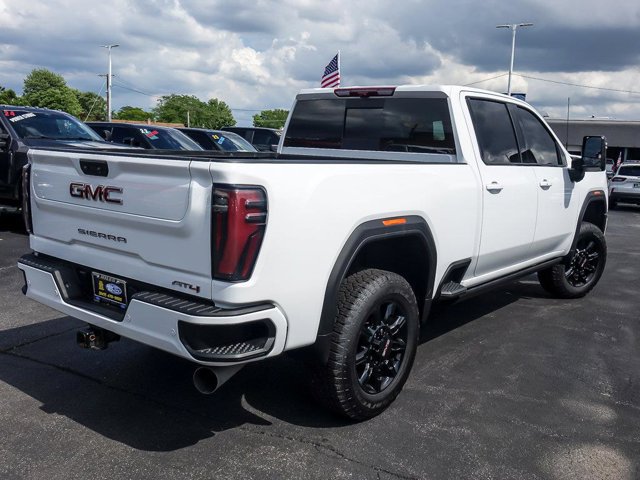 Used 2025 GMC Sierra 2500 AT4 w/ AT4 Premium Plus Package AWD/4WD image 10