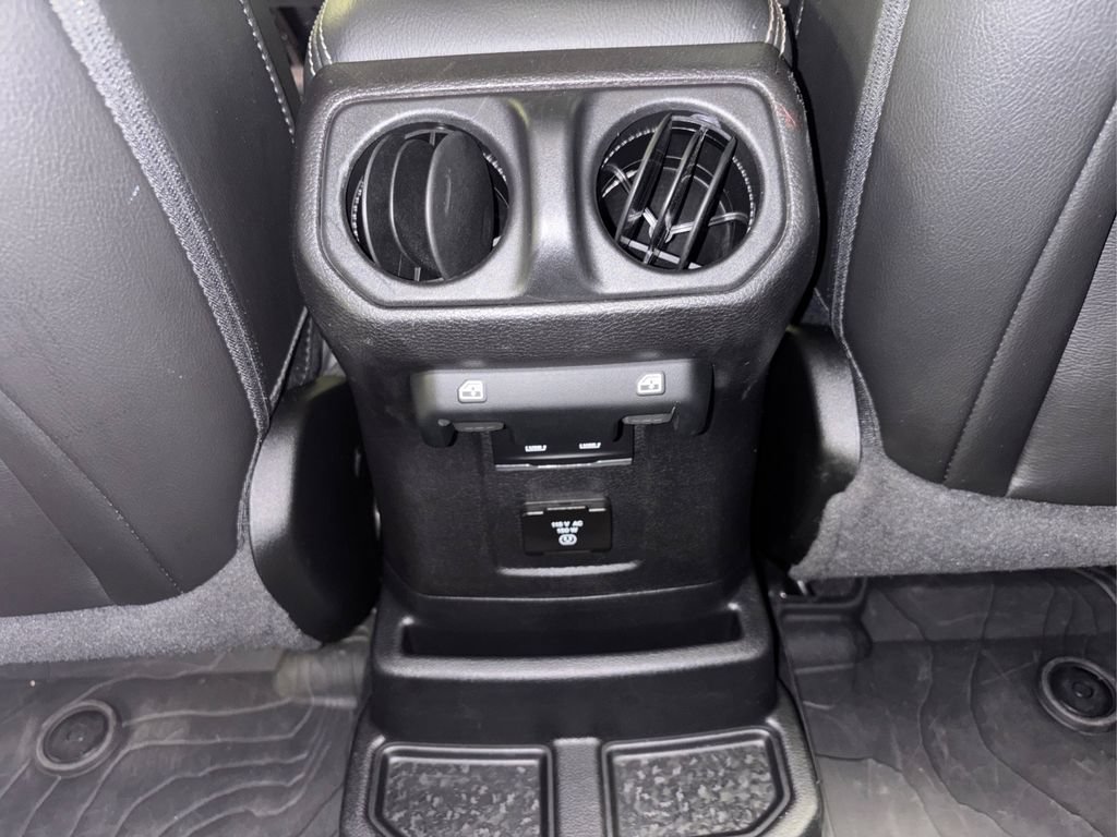 Used 2021 Jeep Wrangler Unlimited Sahara w/ Safety Group AWD/4WD image 32
