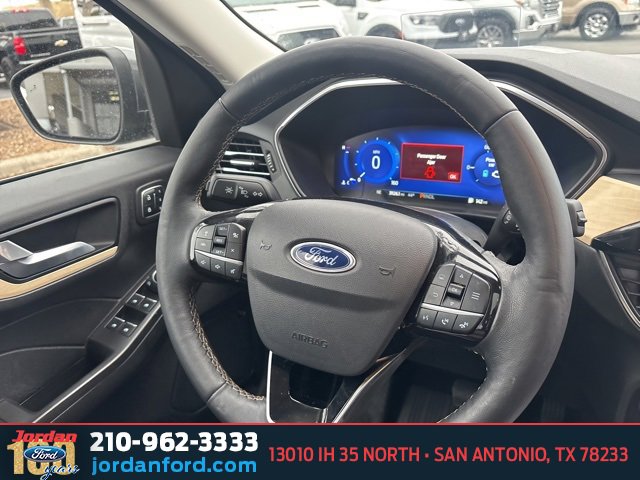 Certified 2021 Ford Escape Titanium w/ Titanium Elite Package image 19