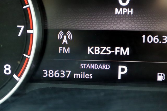 Used 2023 Nissan Rogue SV image 33